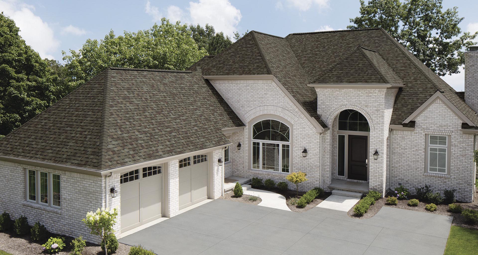 Aerial view of home with Owens Corning Supreme Shingles